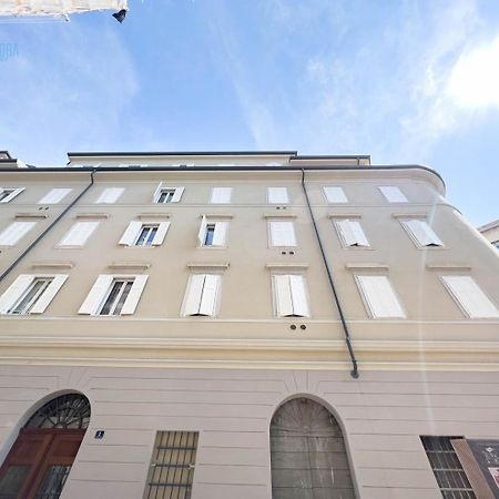 Ferienwohnung Slataper 9 Tirabora Short Rent Triest Exterior foto